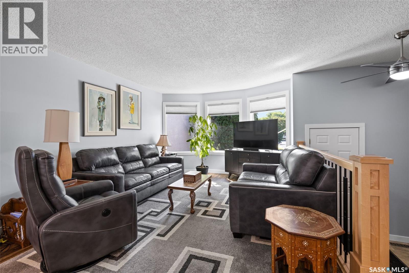 Drive 30 Greensboro Drive, Regina, Saskatchewan  S4S 7G1 - Photo 6 - SK046662