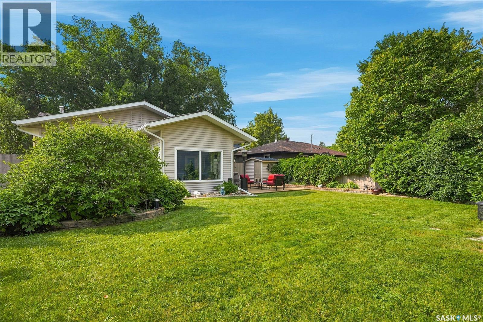 2417 York Avenue, Saskatoon, Saskatchewan  S7J 1J4 - Photo 47 - SK046658