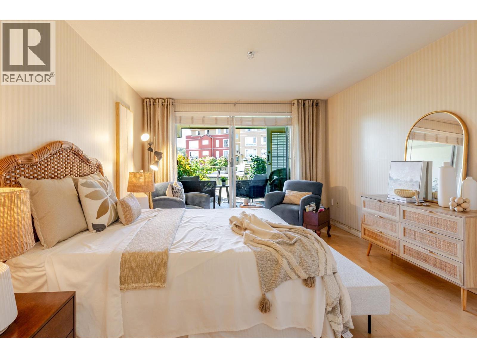 103 2 Renaissance Square, New Westminster, British Columbia V3M 6K3 - Photo 21 - R3158587
