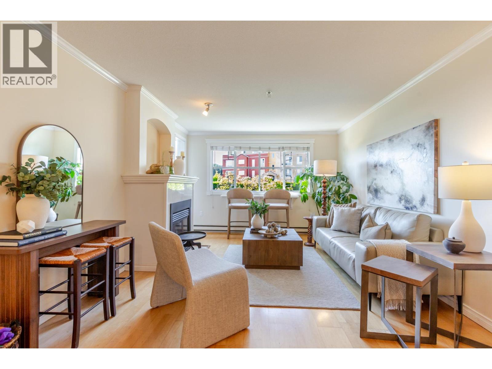 103 2 Renaissance Square, New Westminster, British Columbia V3M 6K3 - Photo 10 - R3158587