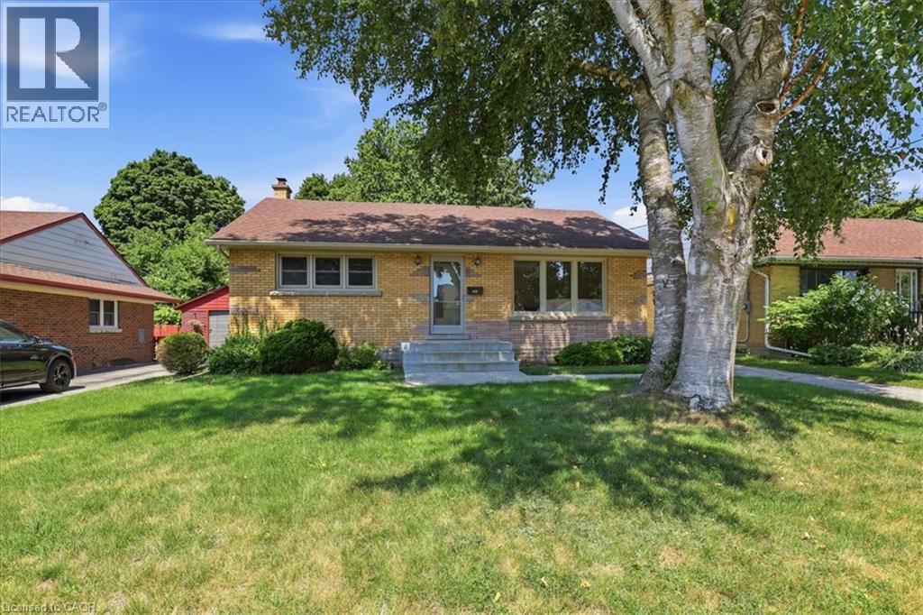 184 Murdock Avenue, Waterloo, Ontario  N2J 2M5 - Photo 2 - 40851787