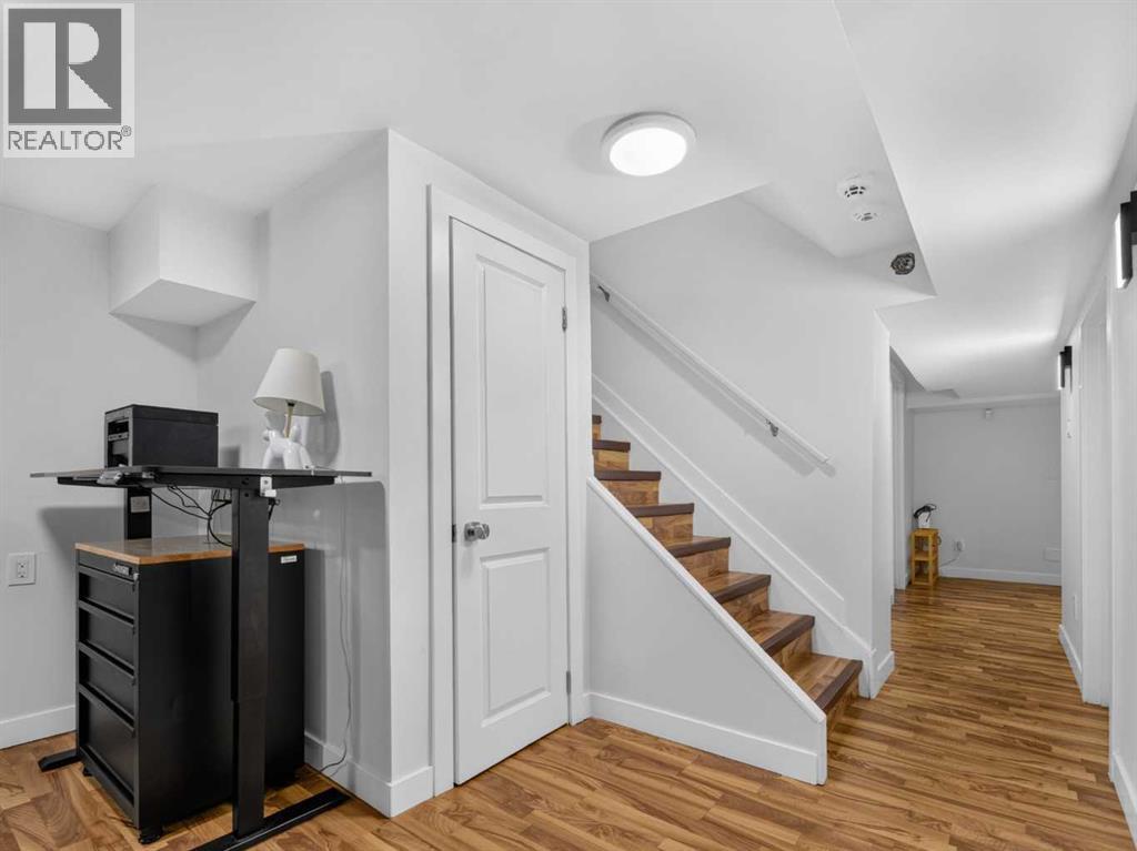 15 Hamlet Road SW, Calgary, Alberta  T2V 3C9 - Photo 30 - A2339882
