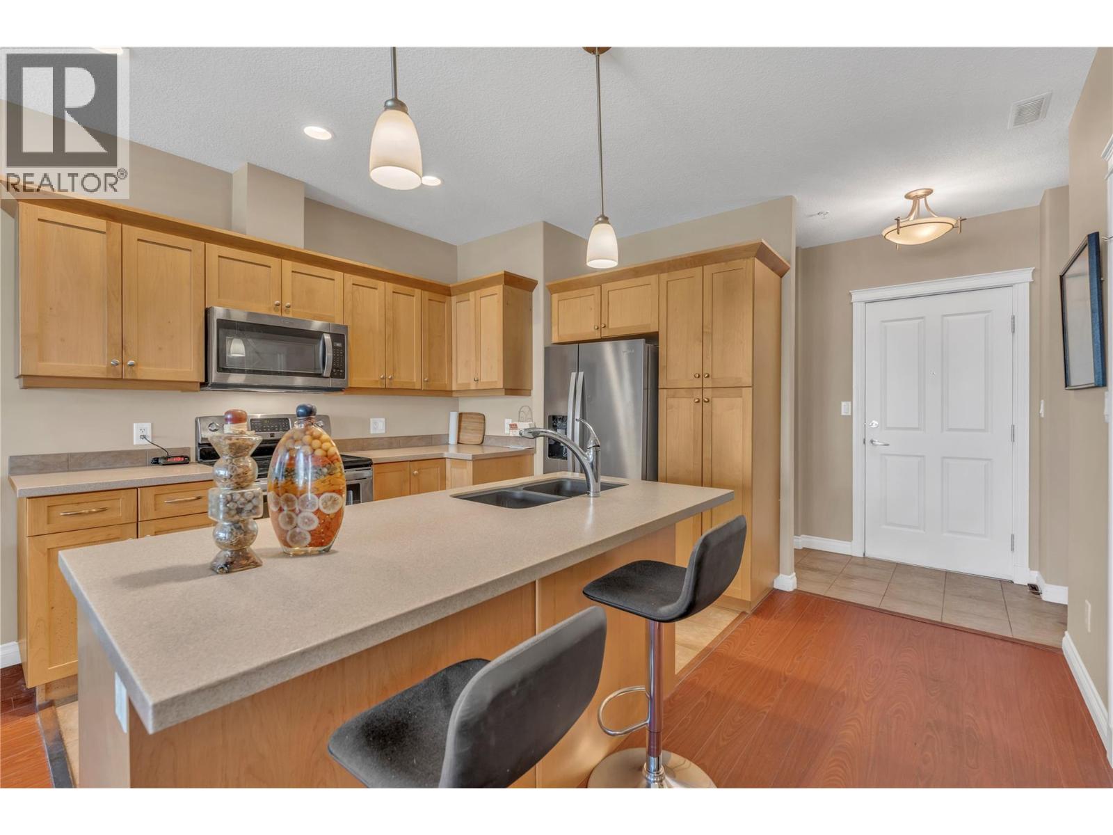 3313 Wilson Street Unit# 310, Penticton, British Columbia  V2A 8J3 - Photo 5 - 10398738