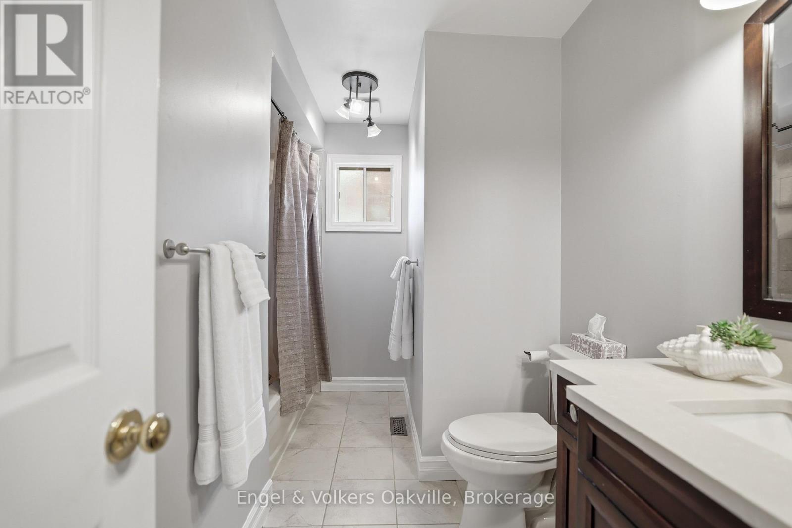 1245 Creekside Drive, Oakville, Ontario L6H 4Y8 - Photo 25 - W13715732
