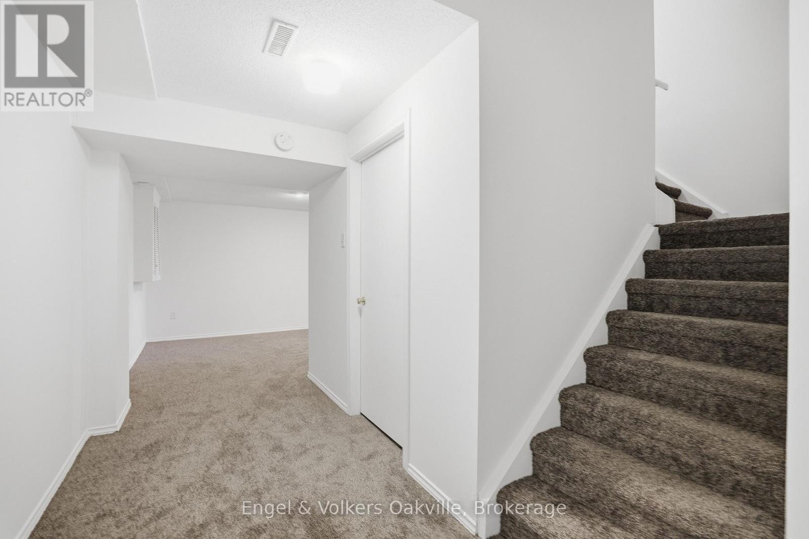 1245 Creekside Drive, Oakville, Ontario L6H 4Y8 - Photo 30 - W13715732