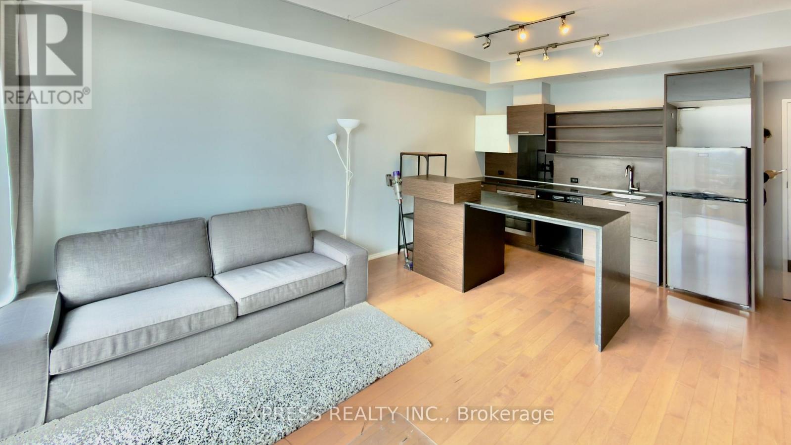 2006 - 75 St. Nicholas Street, Toronto, Ontario  M4Y 0A5 - Photo 2 - C13715710