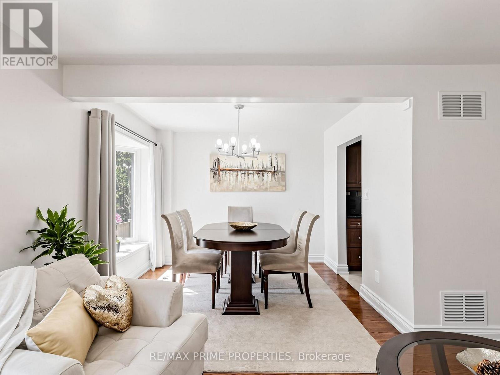 19 Post Horn Grove, Toronto, Ontario  M1S 3N3 - Photo 13 - E13715694