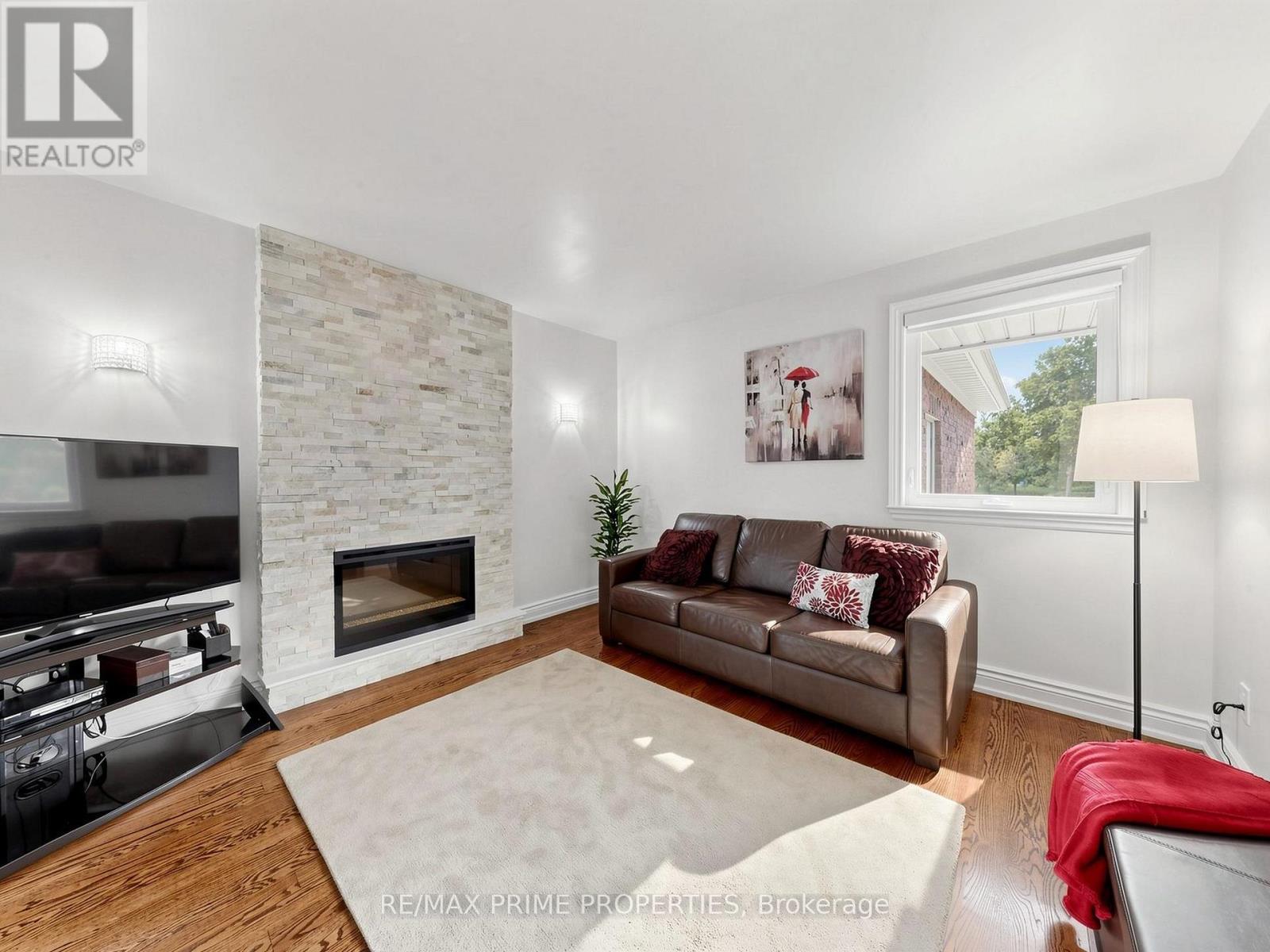 19 Post Horn Grove, Toronto, Ontario  M1S 3N3 - Photo 14 - E13715694