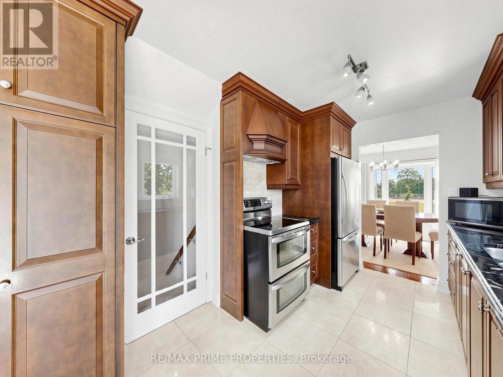 19 Post Horn Grove, Toronto, Ontario  M1S 3N3 - Photo 17 - E13715694