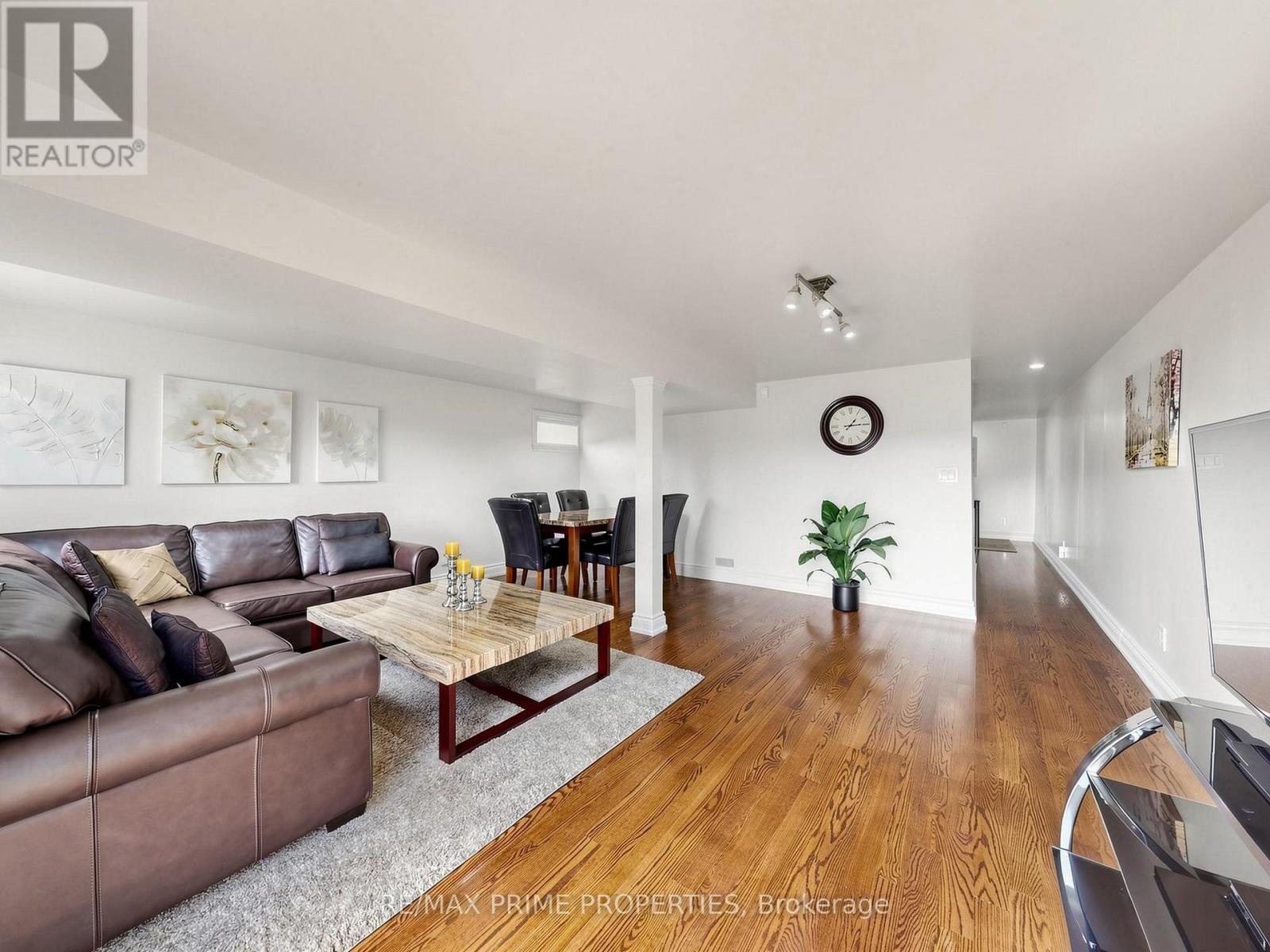19 Post Horn Grove, Toronto, Ontario  M1S 3N3 - Photo 34 - E13715694
