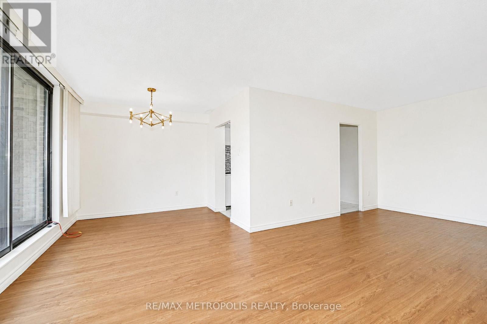 407 - 301 Prudential Drive, Toronto, Ontario  M1P 4V3 - Photo 10 - E13715712