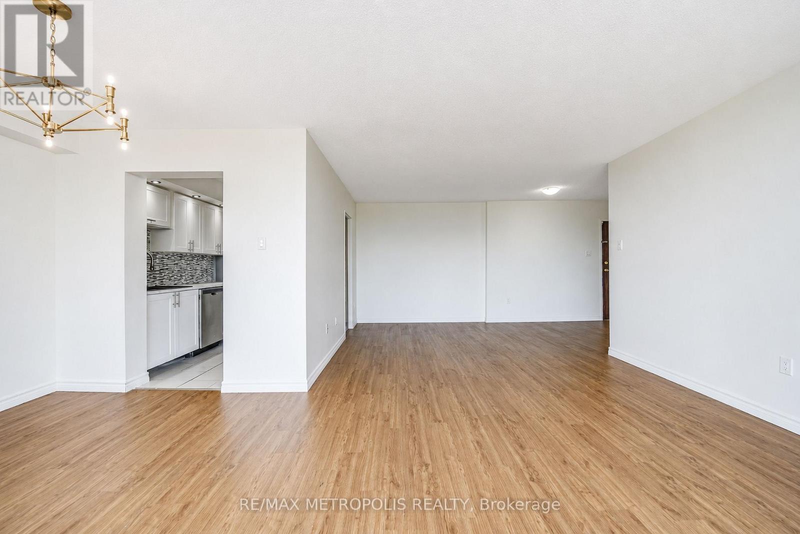 407 - 301 Prudential Drive, Toronto, Ontario  M1P 4V3 - Photo 11 - E13715712