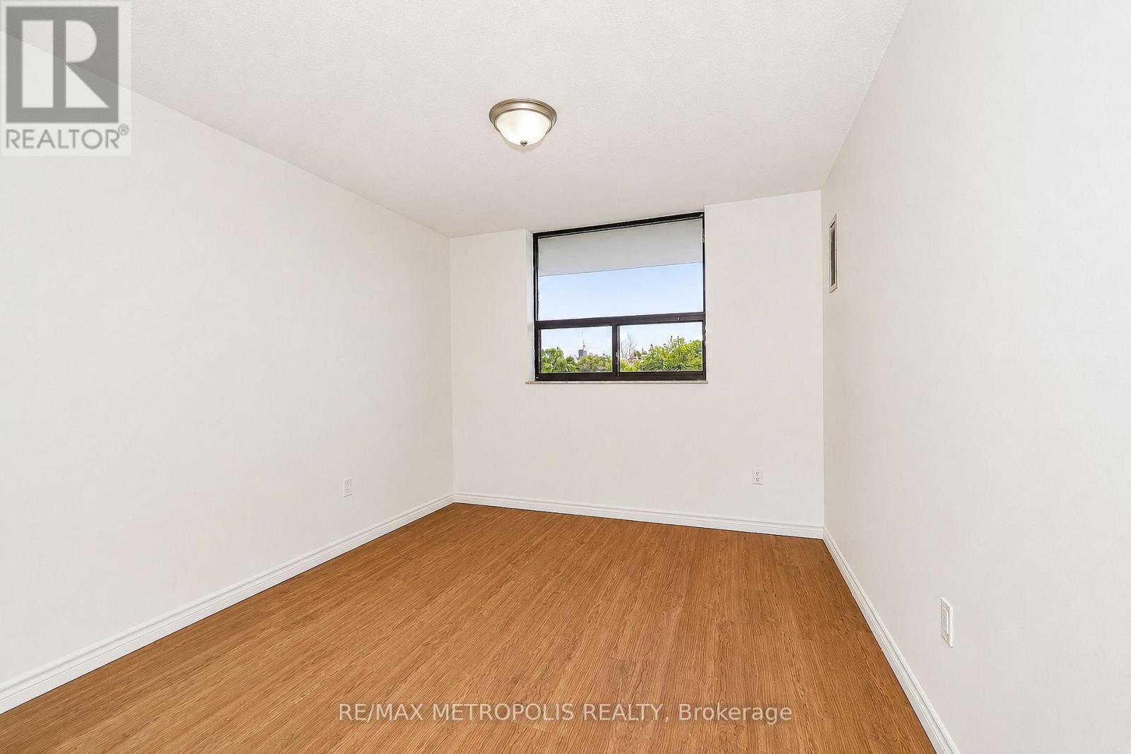 407 - 301 Prudential Drive, Toronto, Ontario  M1P 4V3 - Photo 19 - E13715712