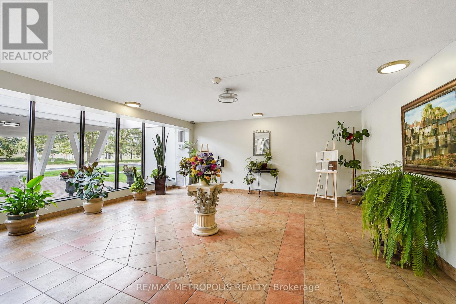 407 - 301 Prudential Drive, Toronto, Ontario  M1P 4V3 - Photo 8 - E13715712