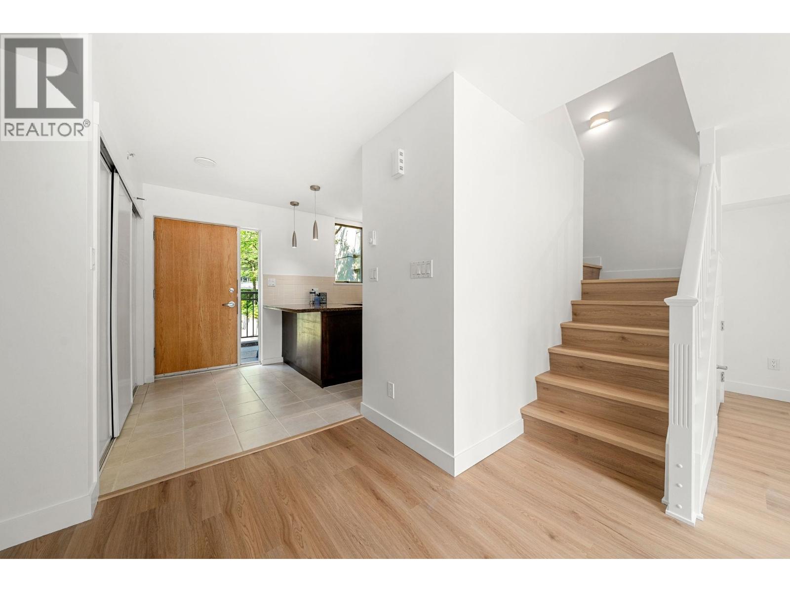 Th9 969 Richards Street, Vancouver, British Columbia V6B 1A8 - Photo 10 - R3159137