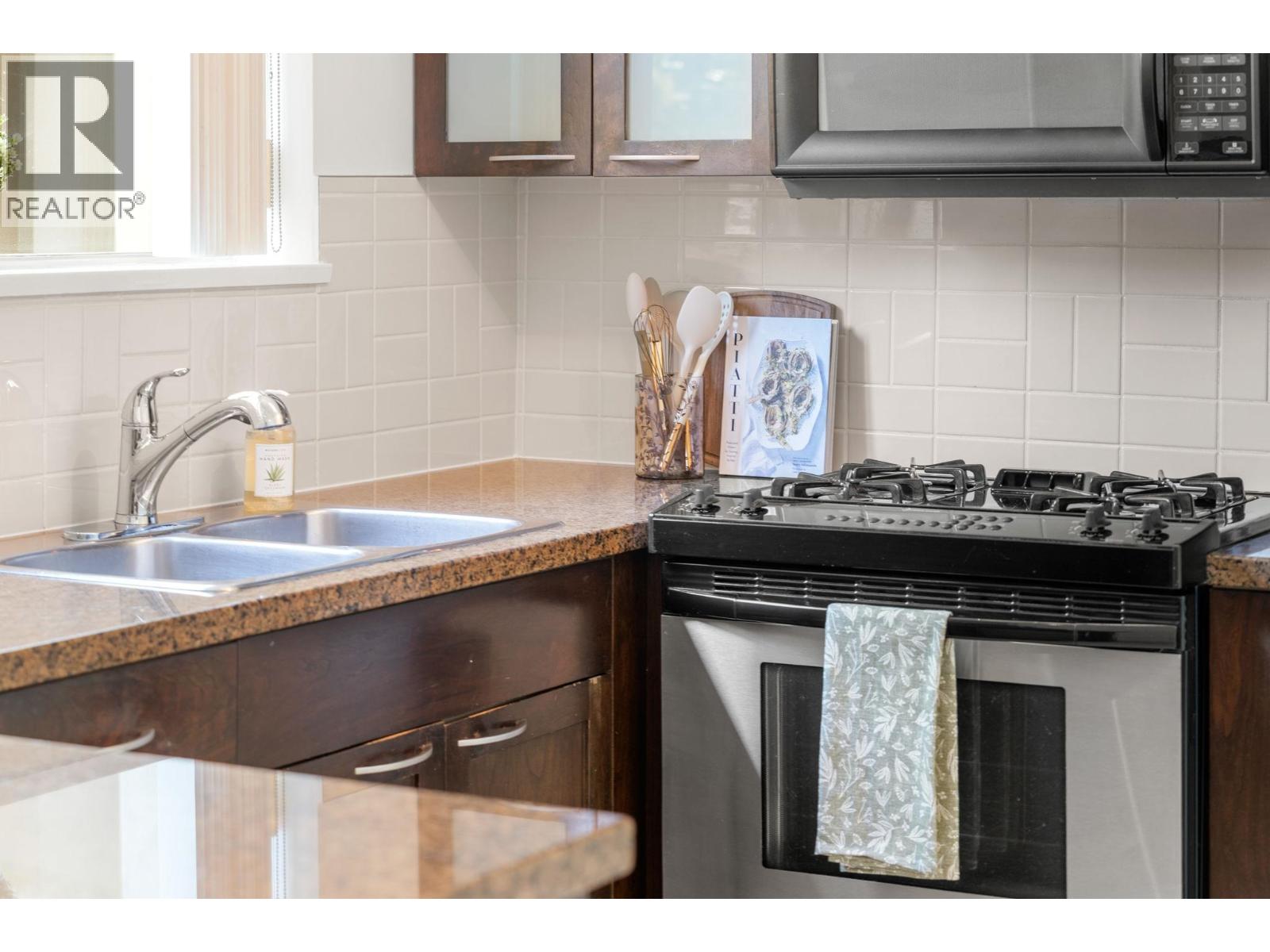 Th9 969 Richards Street, Vancouver, British Columbia V6B 1A8 - Photo 13 - R3159137