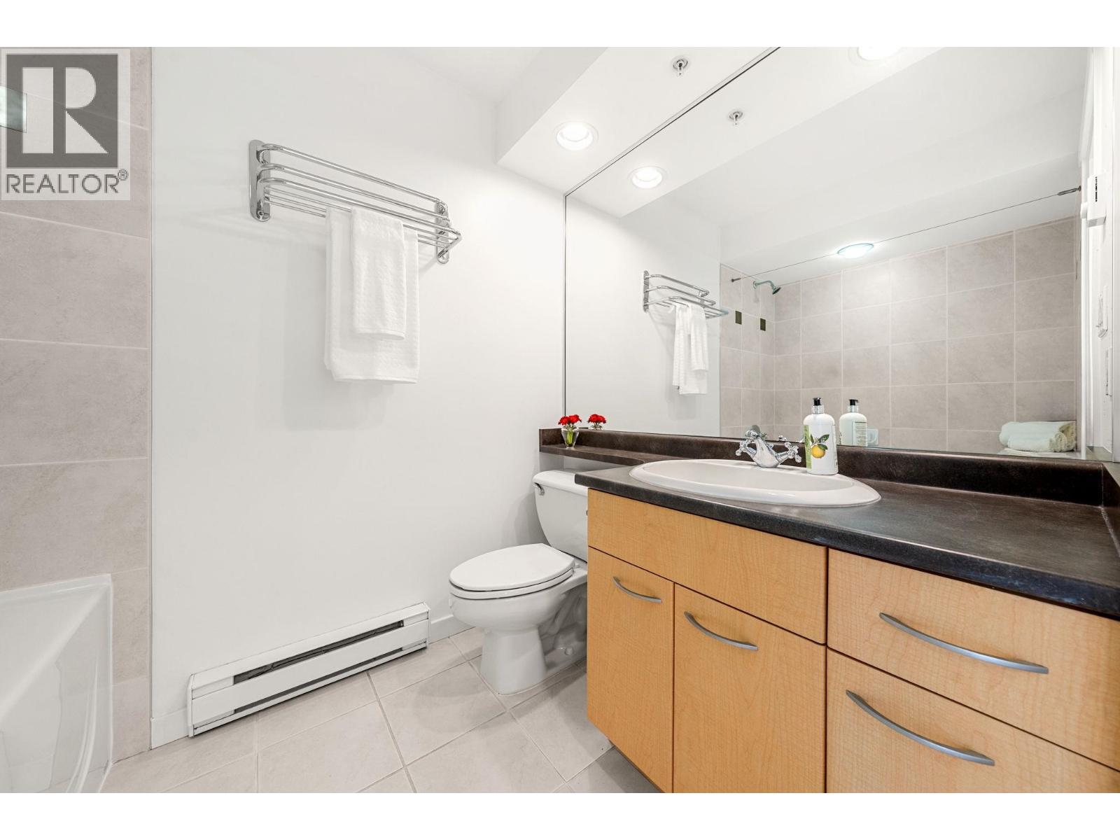 Th9 969 Richards Street, Vancouver, British Columbia V6B 1A8 - Photo 17 - R3159137