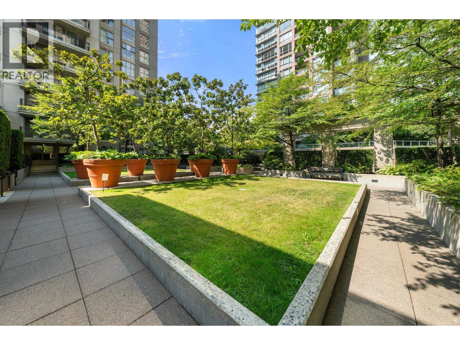 Th9 969 Richards Street, Vancouver, British Columbia V6B 1A8 - Photo 3 - R3159137