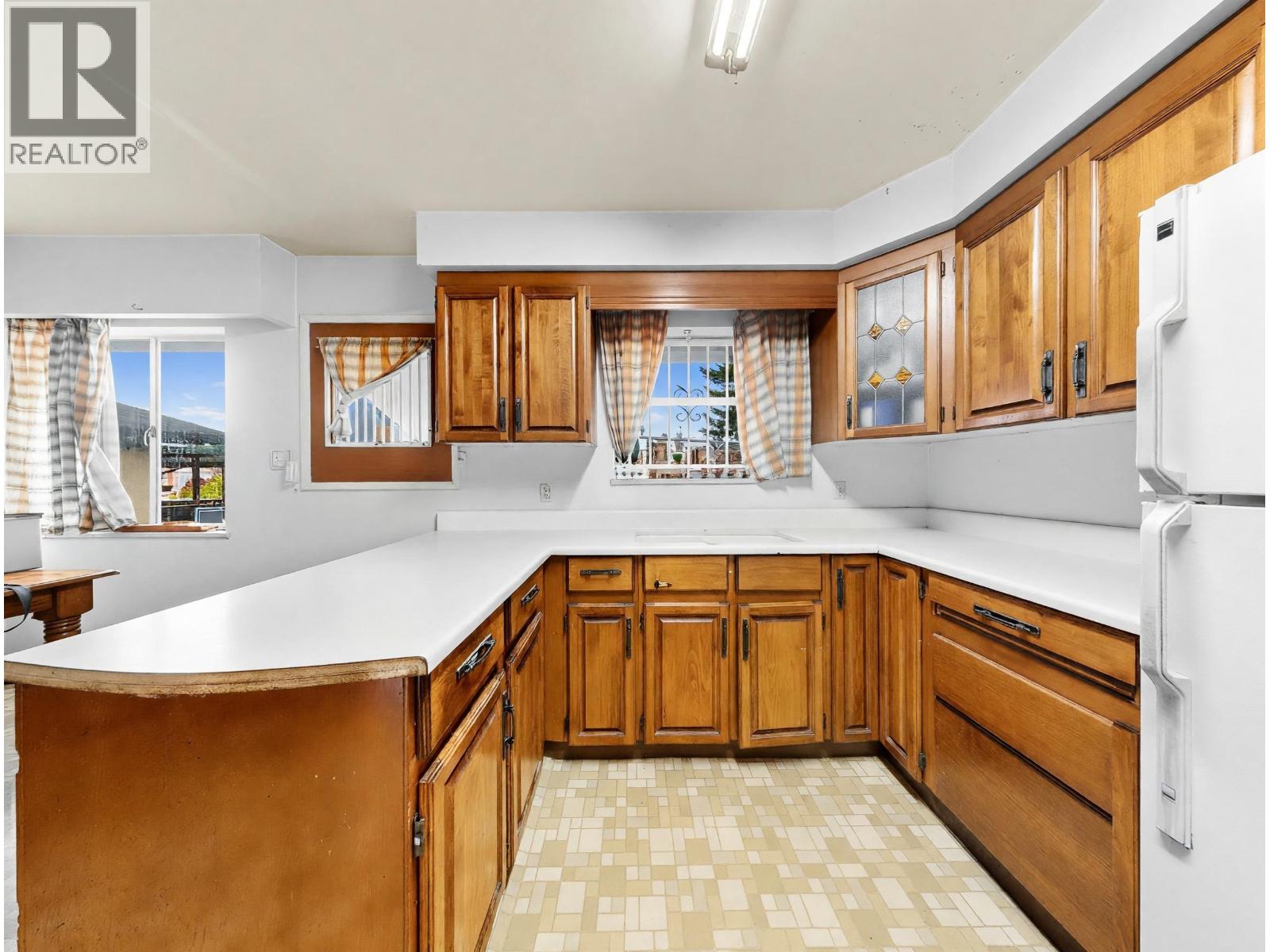 6987 Balmoral Street, Vancouver, British Columbia  V5P 3P8 - Photo 12 - R3159139