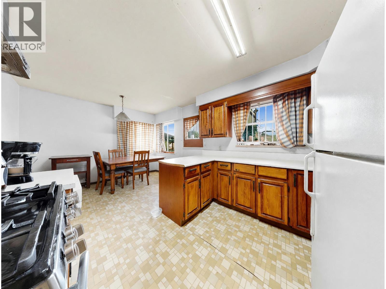 6987 Balmoral Street, Vancouver, British Columbia  V5P 3P8 - Photo 13 - R3159139