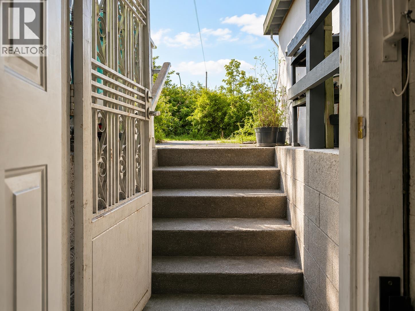 6987 Balmoral Street, Vancouver, British Columbia  V5P 3P8 - Photo 38 - R3159139