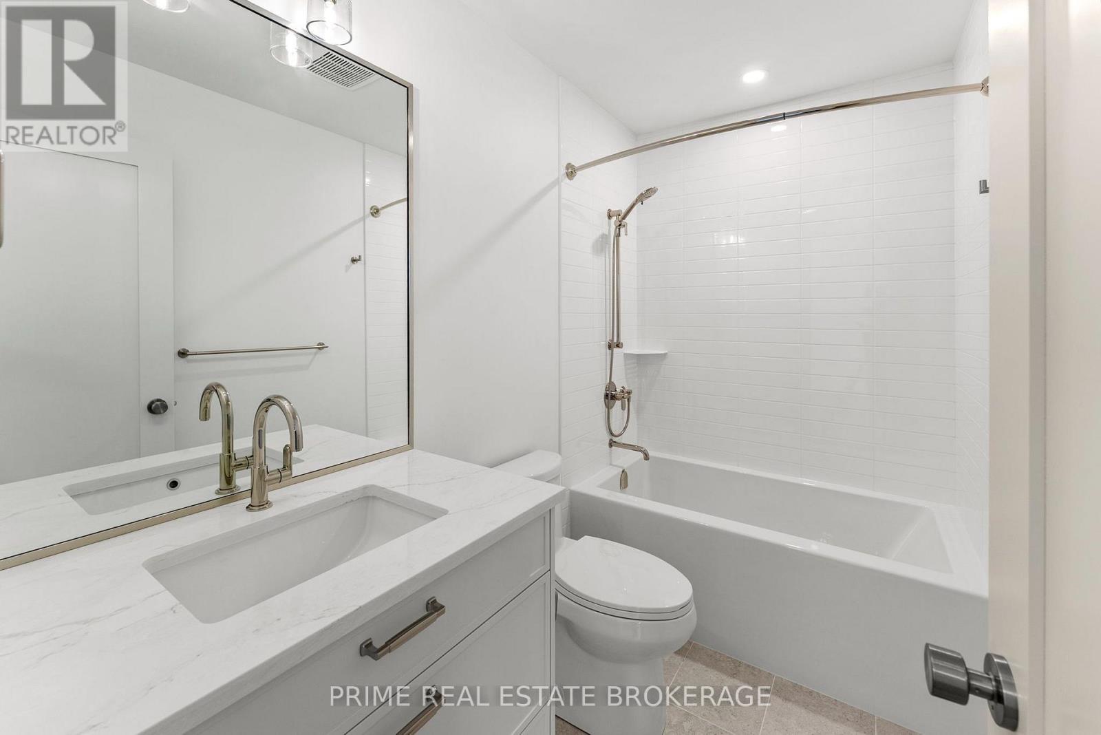 793 Valleystream Walk, London North, Ontario  N6G 3Z7 - Photo 38 - X13635822