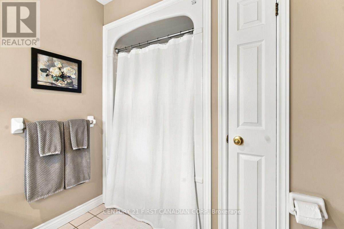66 Cobblestone Street, London East, Ontario  N5Y 5M5 - Photo 25 - X13713028