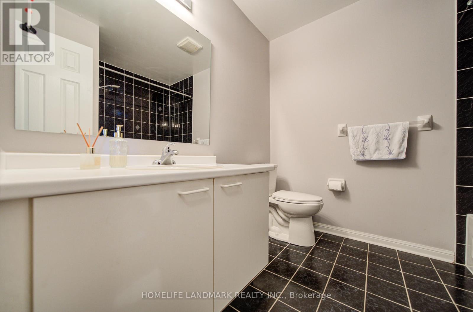 Unknown Address, ,    - Photo 30 - N13715780