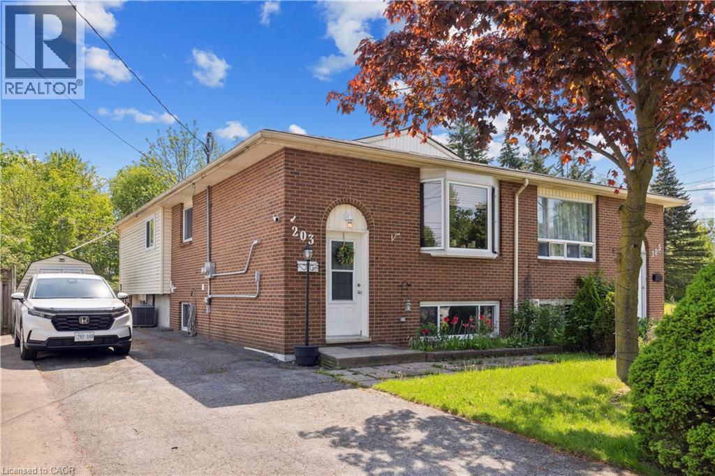 203 COMMERCIAL Street Unit# Upper, Welland, Ontario