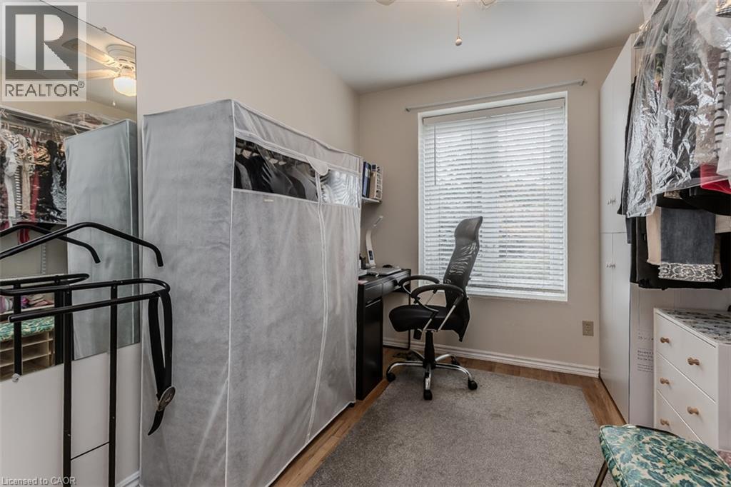 1526 Westminster Place, Burlington, Ontario  L7P 2B5 - Photo 19 - 40858531