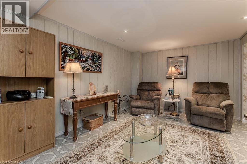 1526 Westminster Place, Burlington, Ontario  L7P 2B5 - Photo 22 - 40858531