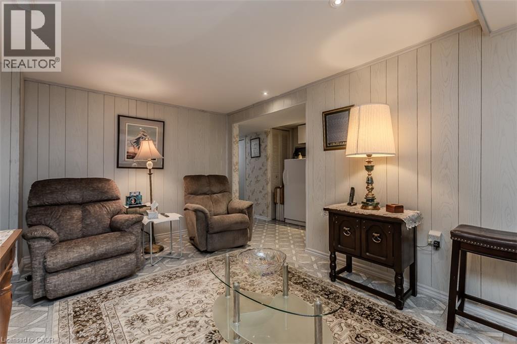 1526 Westminster Place, Burlington, Ontario  L7P 2B5 - Photo 23 - 40858531