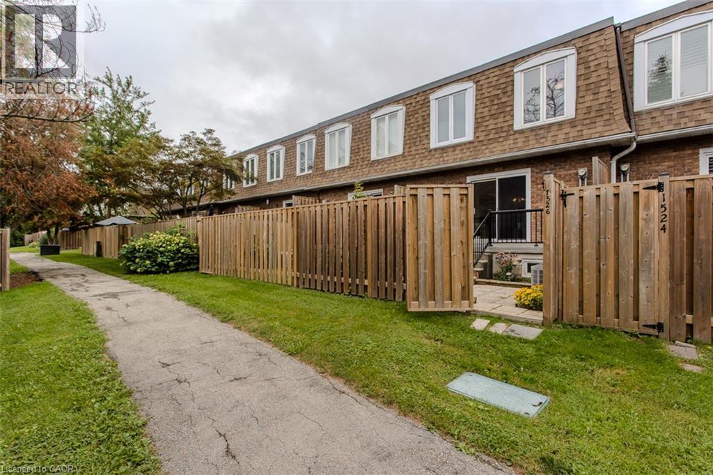 1526 Westminster Place, Burlington, Ontario  L7P 2B5 - Photo 32 - 40858531
