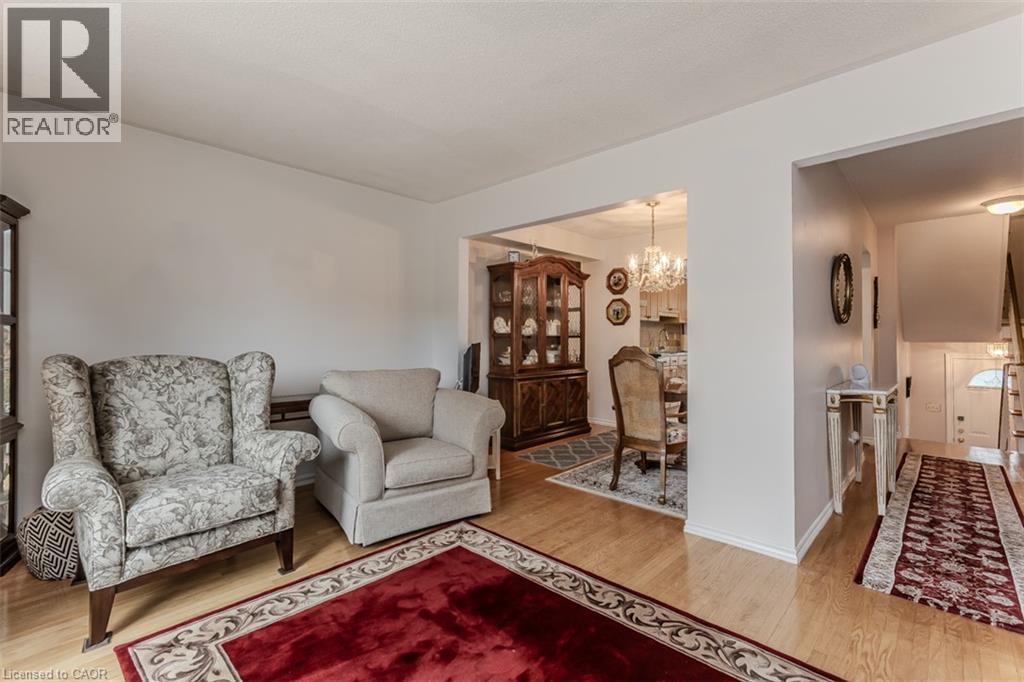 1526 Westminster Place, Burlington, Ontario  L7P 2B5 - Photo 7 - 40858531