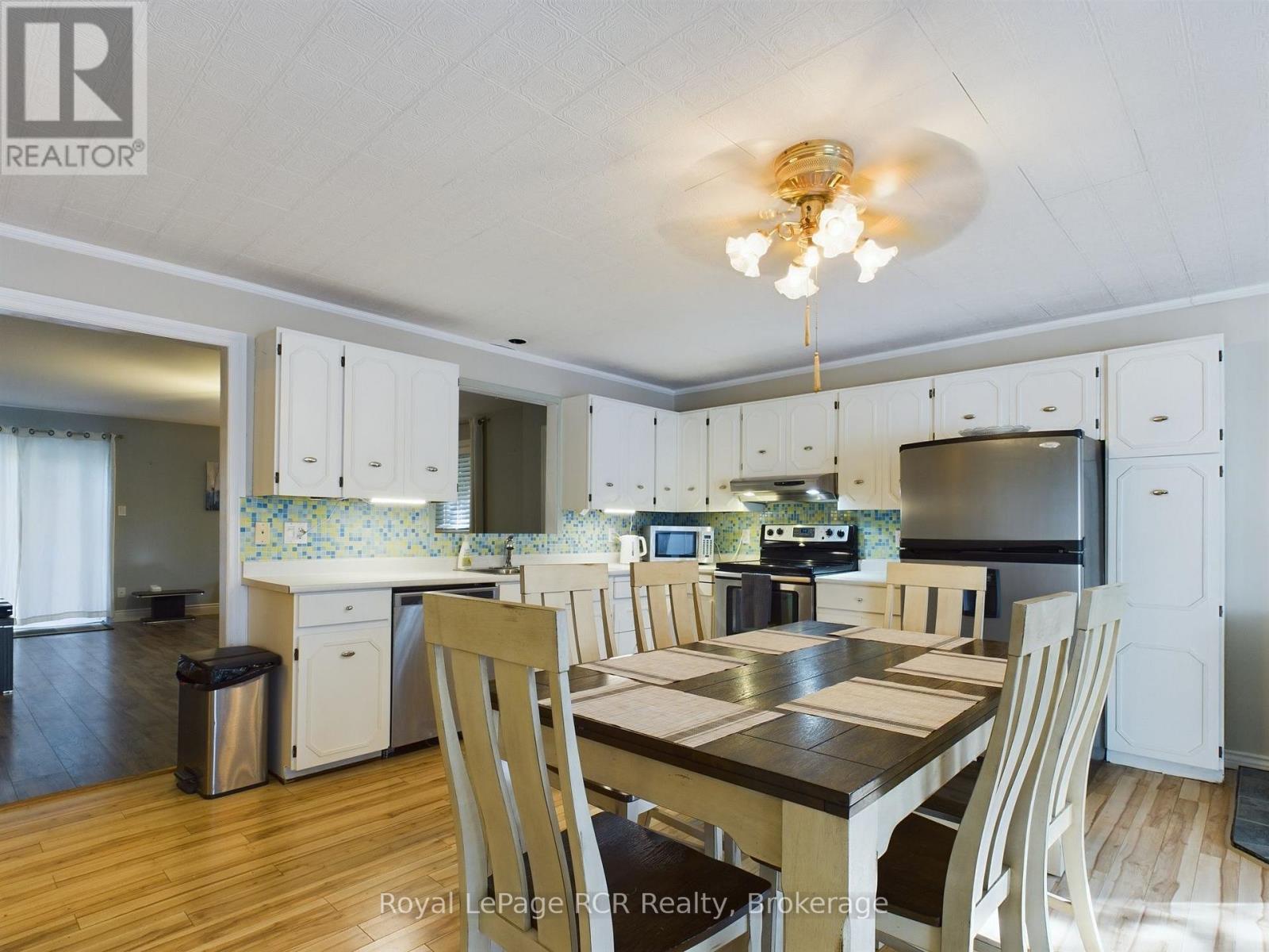 26 Robert Drive, Saugeen Shores, Ontario  N0H 2C5 - Photo 8 - X13715706