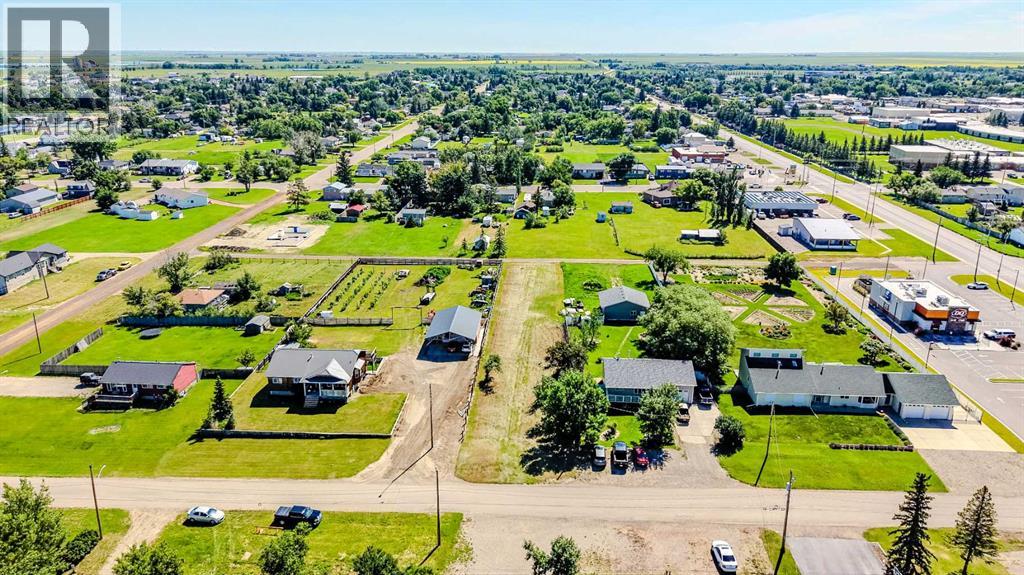 255 N 300 W, Raymond, Alberta  T0K 2S0 - Photo 6 - A2326940