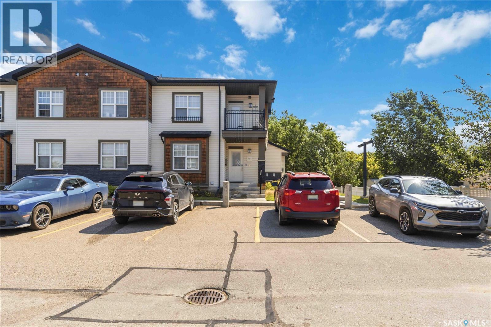 121 2315 McClocklin ROAD, Saskatoon, Saskatchewan