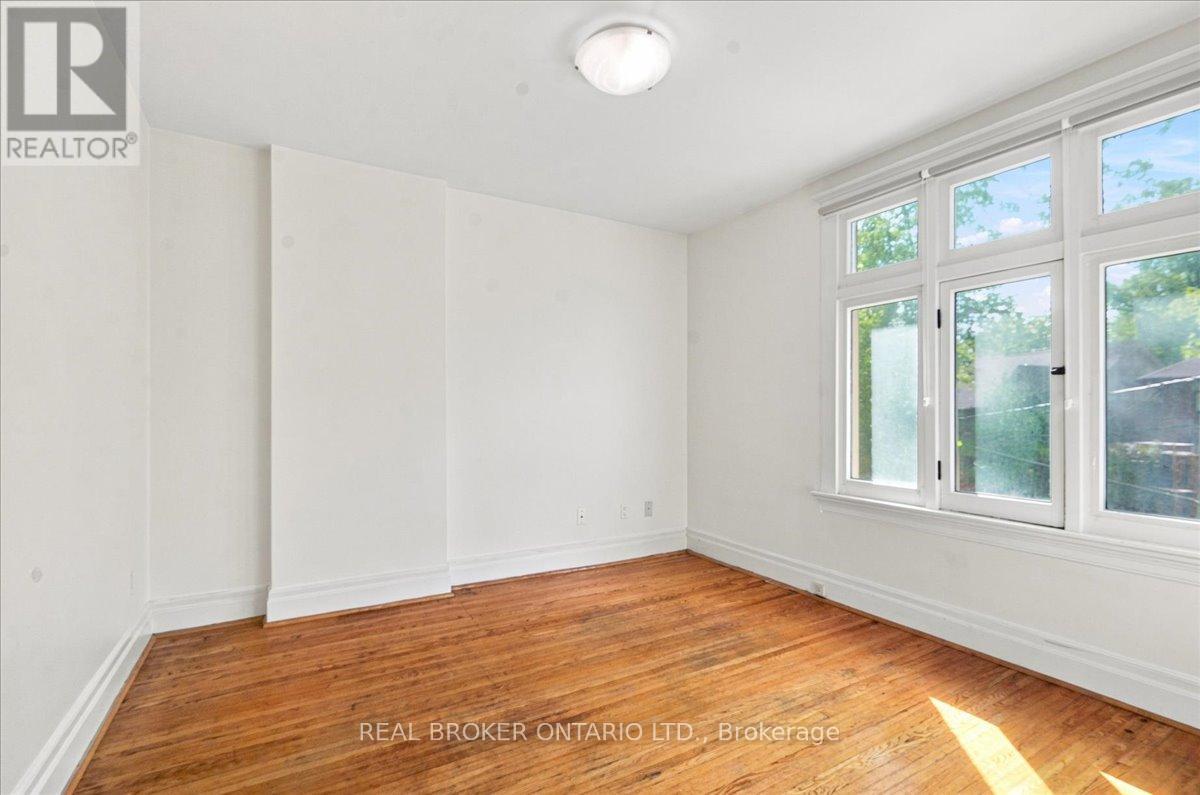 2 - 12 Foxbar Road, Toronto, Ontario  M4V 2G6 - Photo 9 - C13707502
