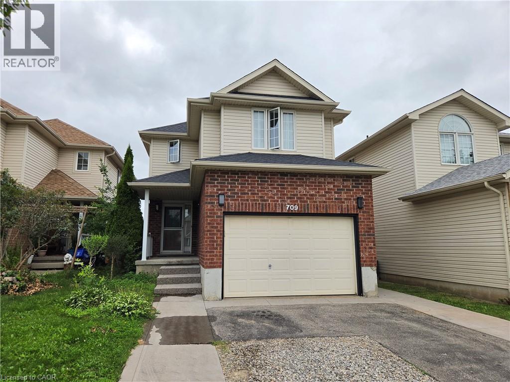 709 WINDFLOWER Crescent, Kitchener, Ontario