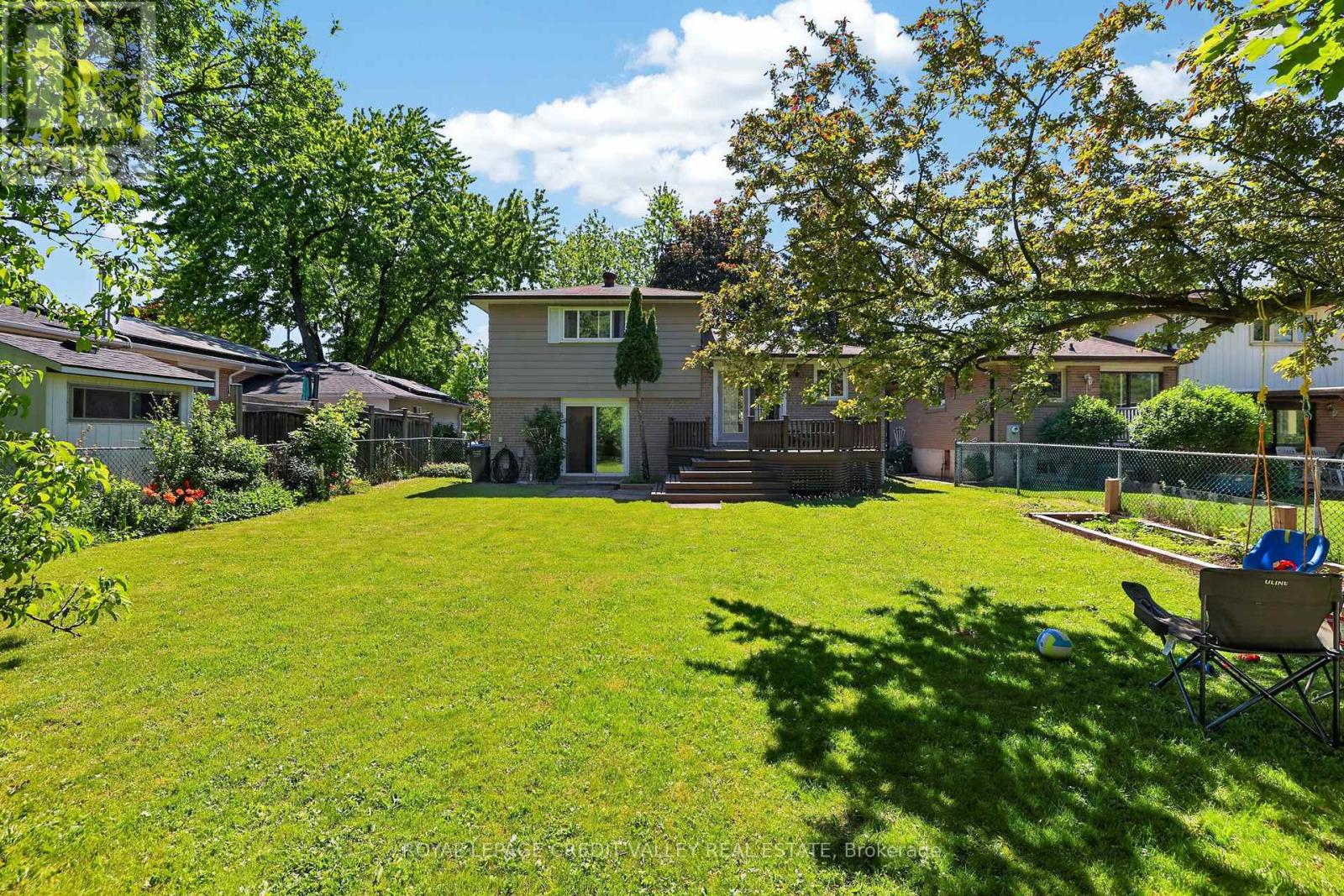 32 Farmington Drive, Brampton, Ontario  L6W 2V2 - Photo 43 - W13715714