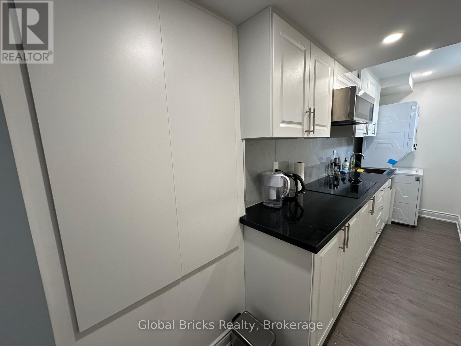 Basement - 63 Rockbrook Trail, Brampton, Ontario  L7A 4H9 - Photo 6 - W13715740