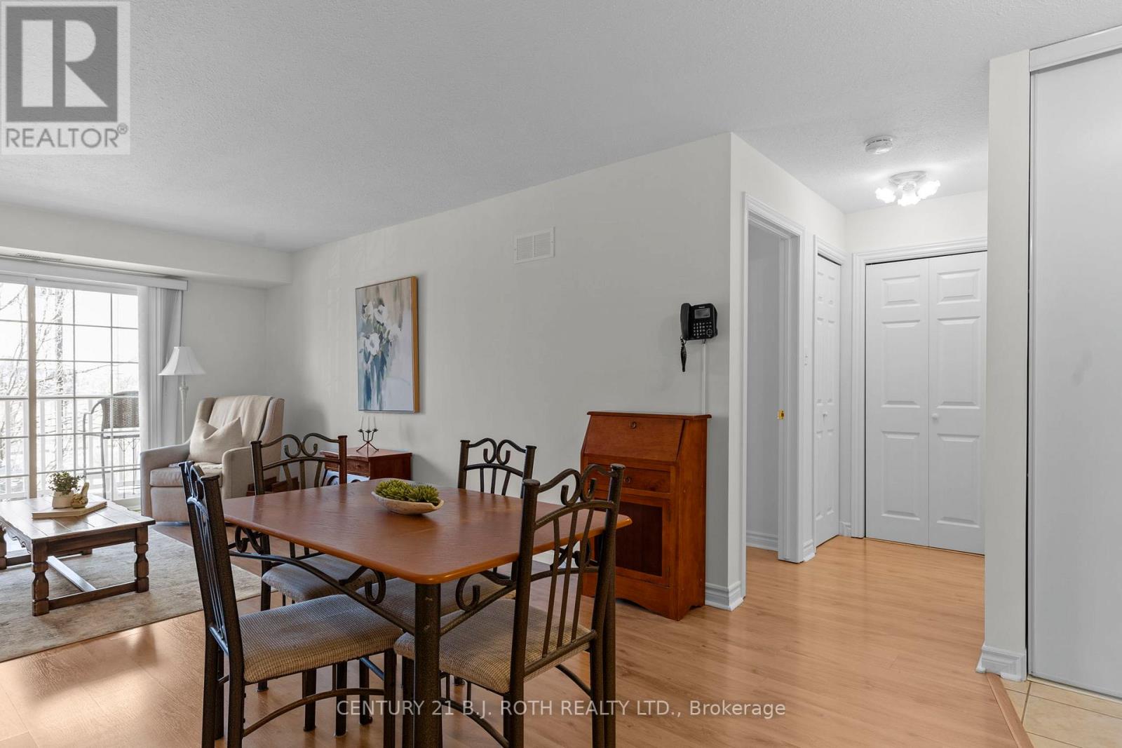 209 - 49 Jacobs Terrace, Barrie, Ontario  L4N 0W4 - Photo 6 - S13461452