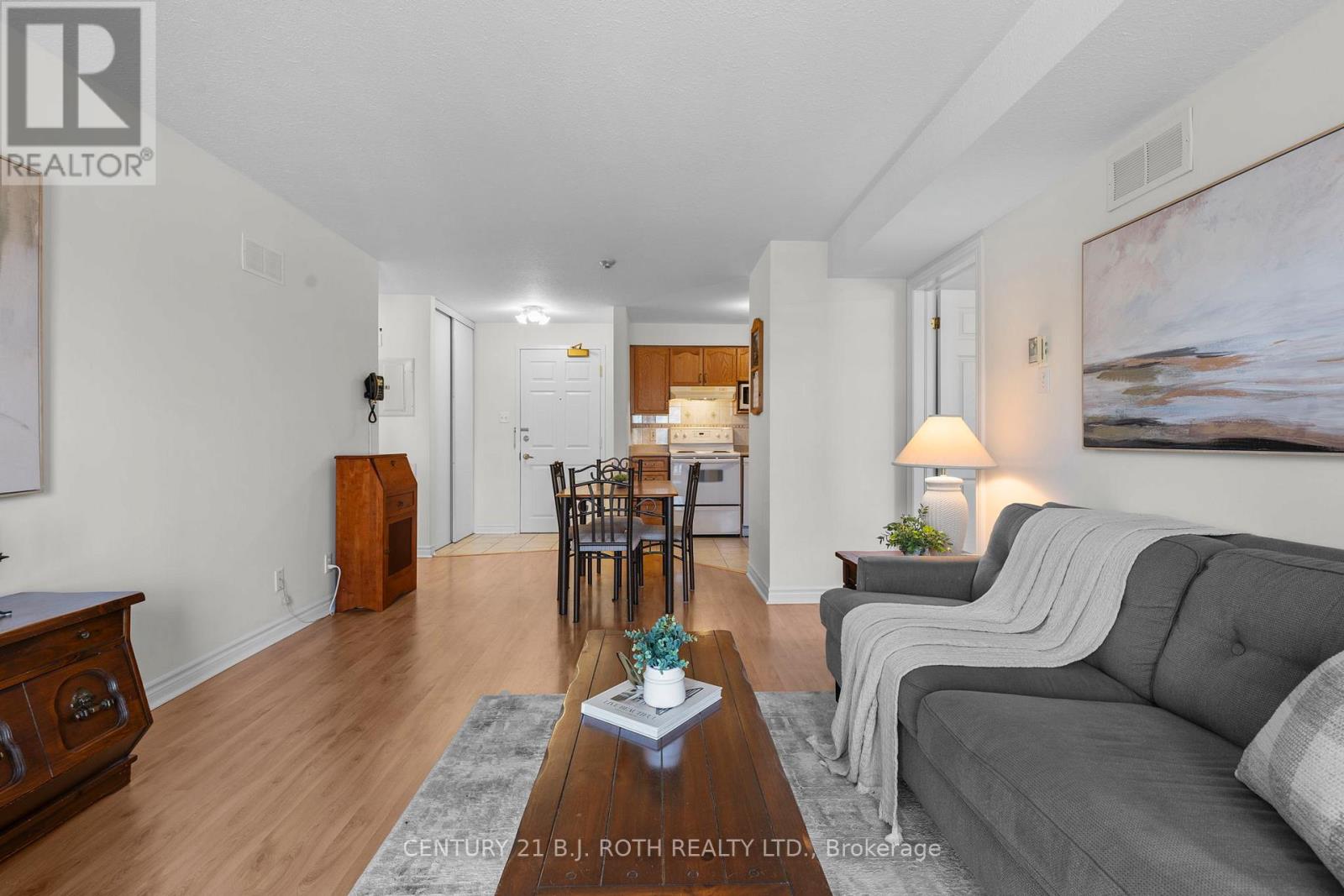 209 - 49 Jacobs Terrace, Barrie, Ontario  L4N 0W4 - Photo 8 - S13461452