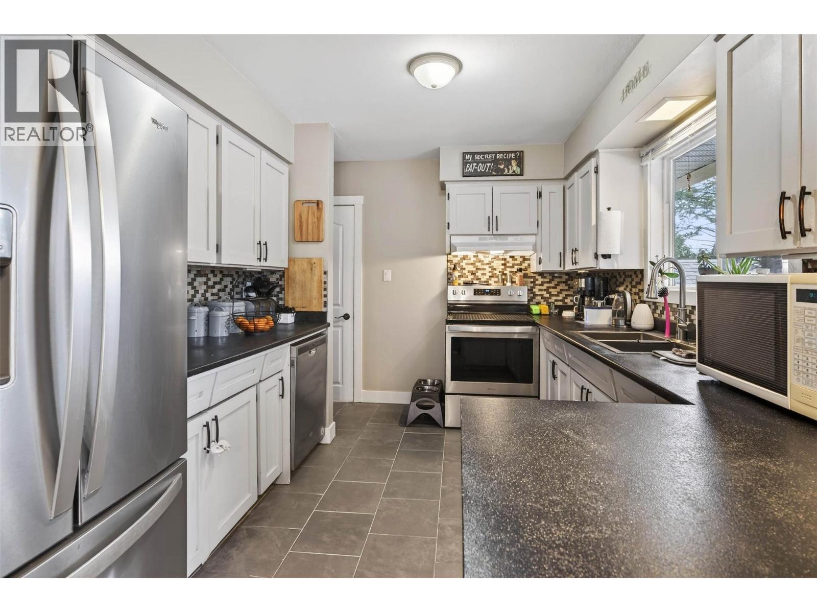 629 Richmond Avenue, Kamloops, British Columbia  V2B 1T4 - Photo 11 - 10398625