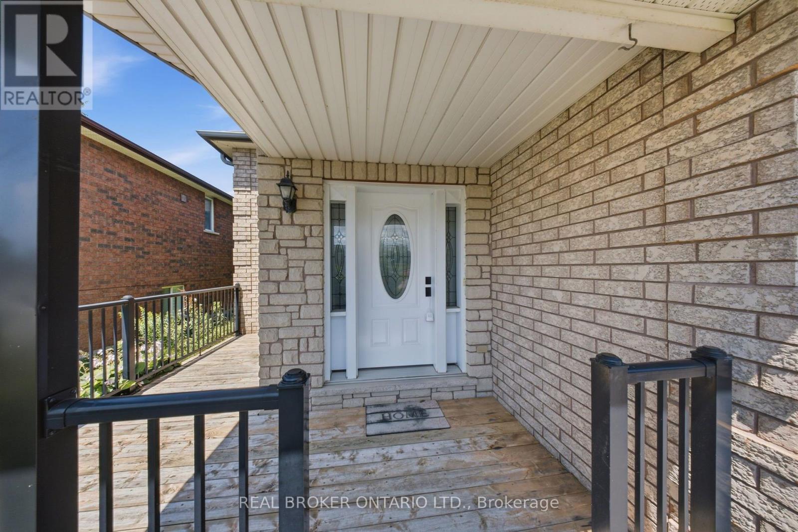 5 John Harvey Street, Uxbridge, Ontario  L9P 1C3 - Photo 4 - N13602496