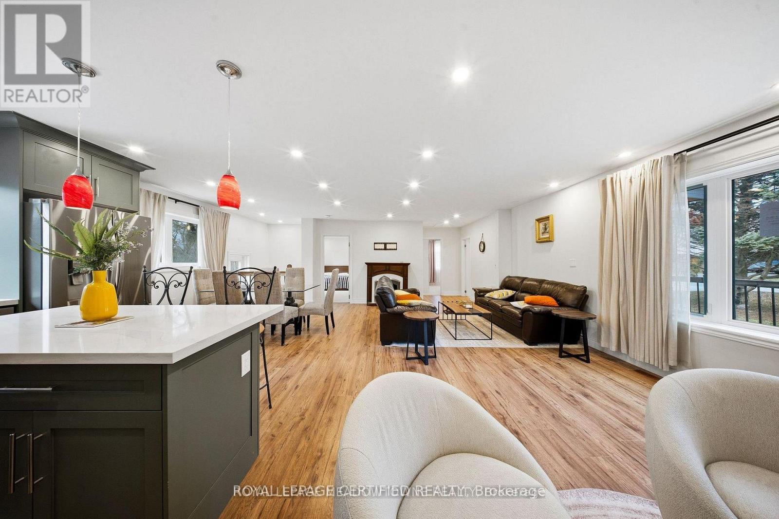 208 Glen Oak Drive, Oakville, Ontario  L6K 2J2 - Photo 25 - W13678372