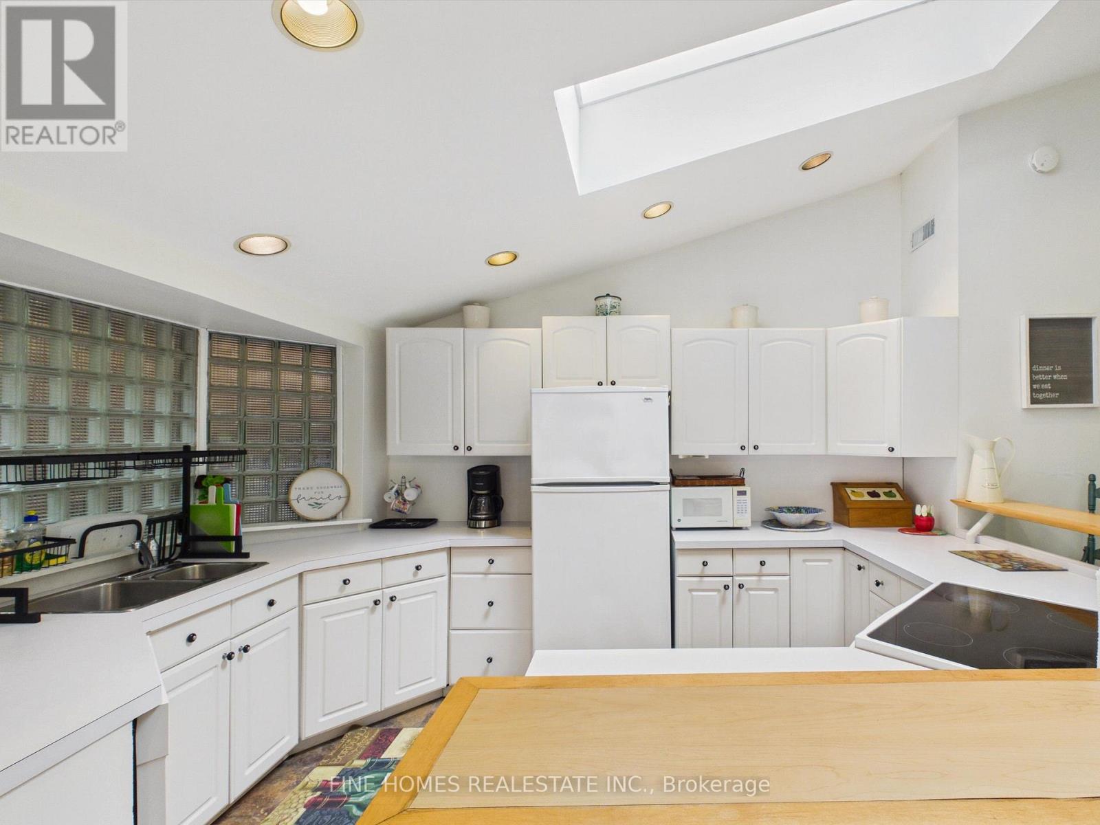 10 - 1326 Windermere Road, Muskoka Lakes, Ontario  P0B 1M0 - Photo 8 - X13715718