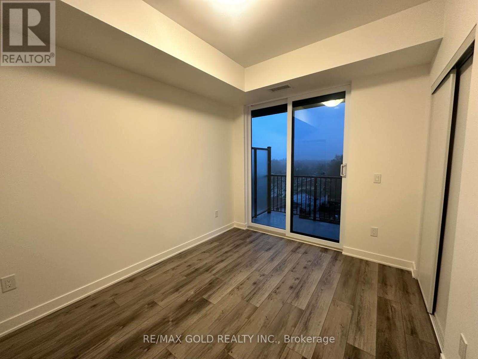501 - 312 Erb Street, Waterloo, Ontario  N2L 1W3 - Photo 11 - X13715750