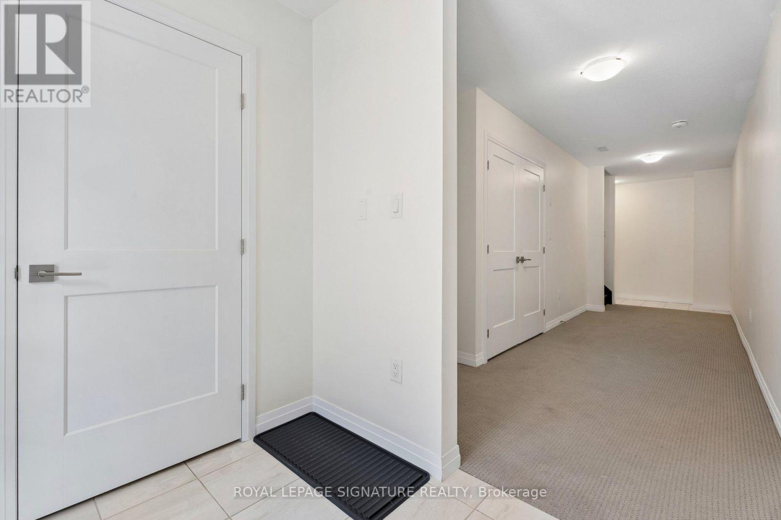 112 - 30 Times Square Boulevard, Hamilton, Ontario  L8J 0L4 - Photo 2 - X13715774