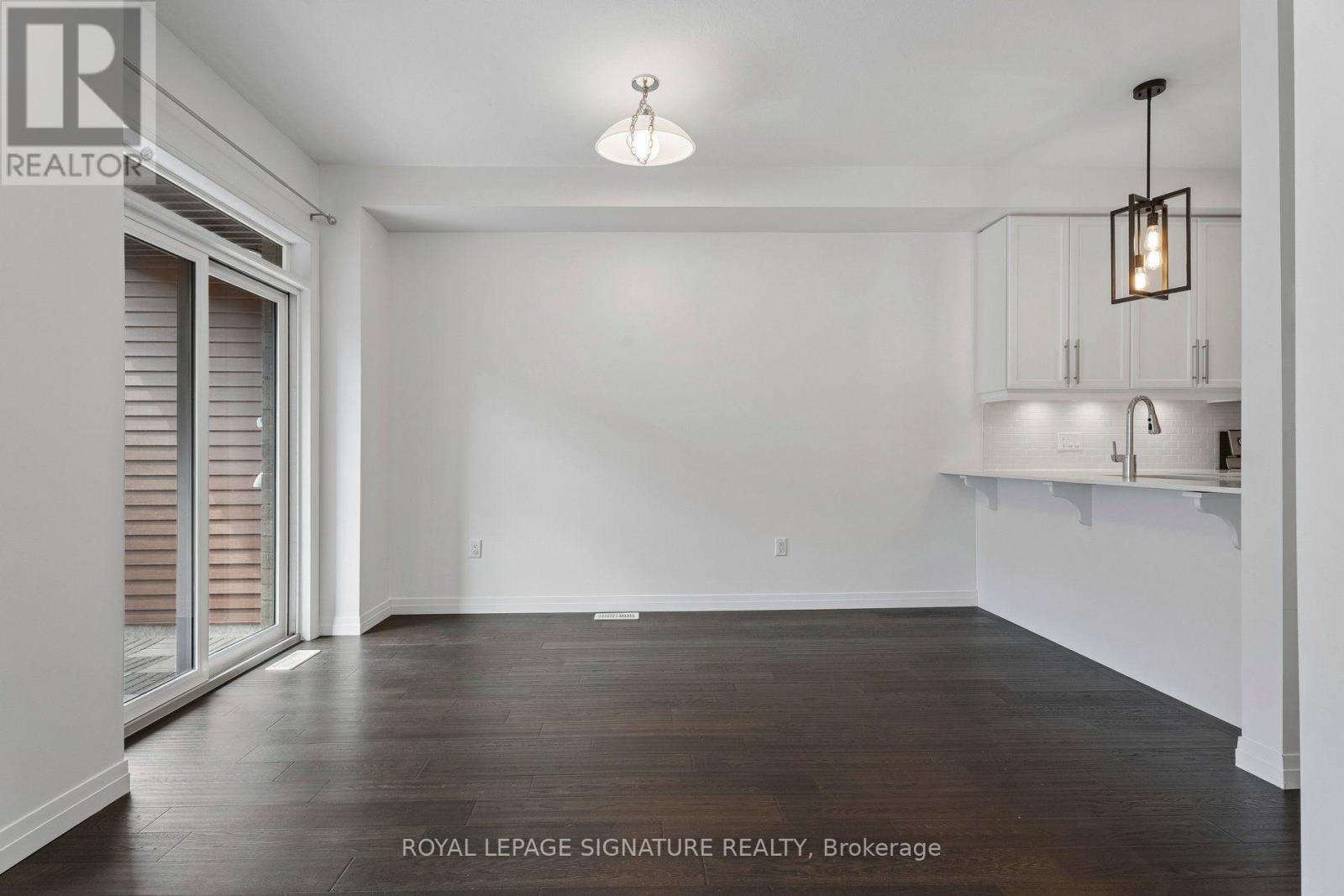 112 - 30 Times Square Boulevard, Hamilton, Ontario  L8J 0L4 - Photo 8 - X13715774
